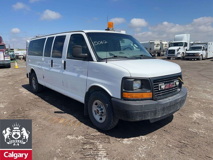 2016-gmc-3500-image-7