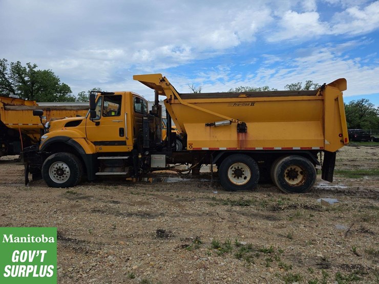 2008-international-workstar-7600-image-6