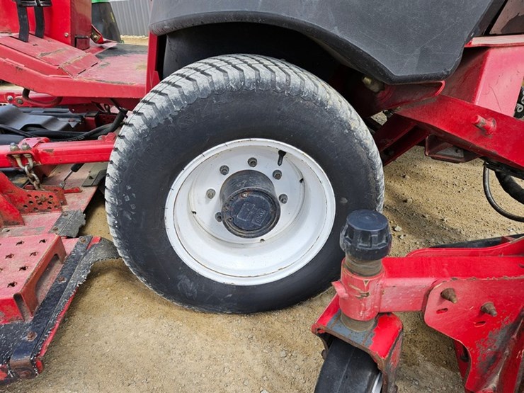toro-groundsmaster-5900-image-11