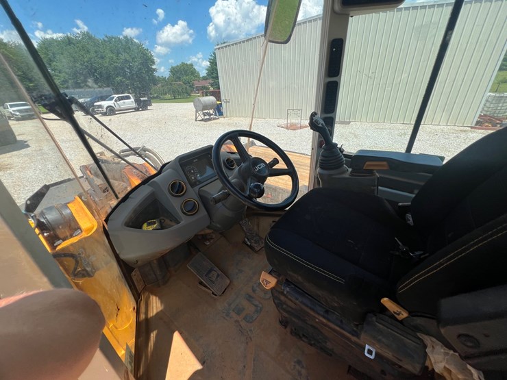 2023-jcb-437zx-image-18