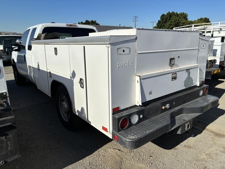 2015-ford-f250-image-4