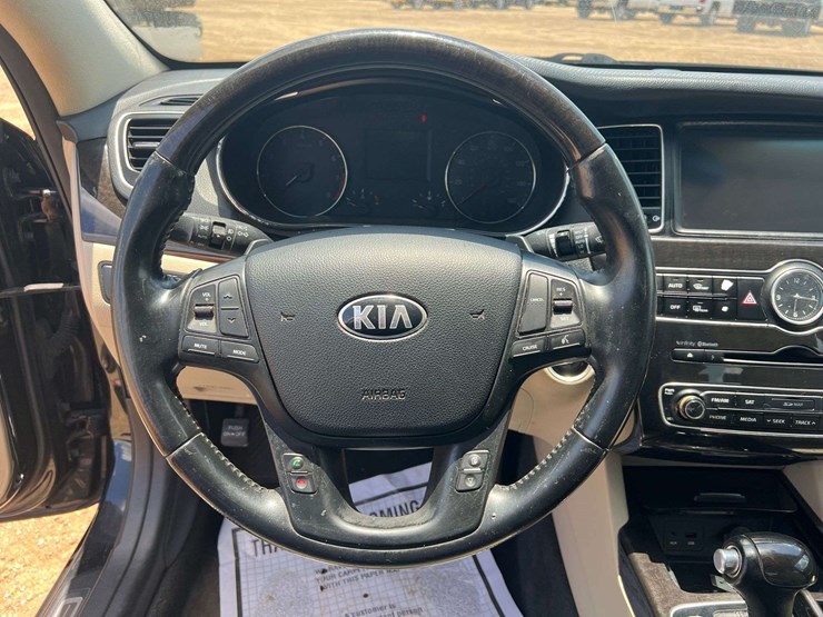 2014-kia-cadenza-4-door-sedan-(155,518-miles)-image-12