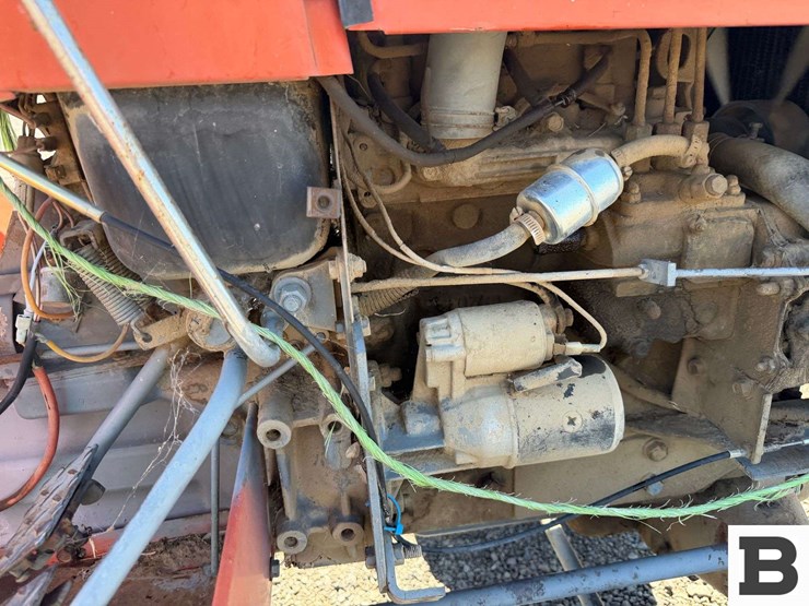 1983-massey-ferguson-1010-image-25