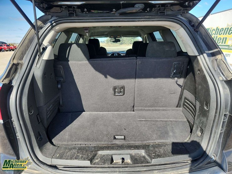 2010-buick-enclave-image-17