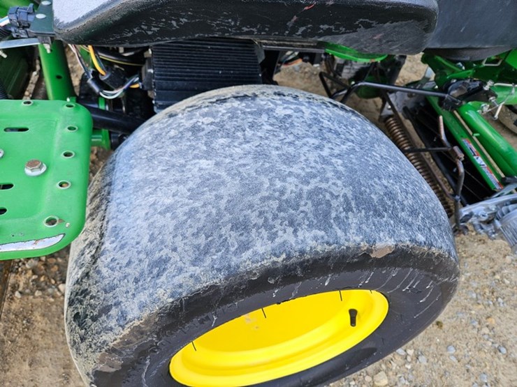 john-deere-8000-image-12
