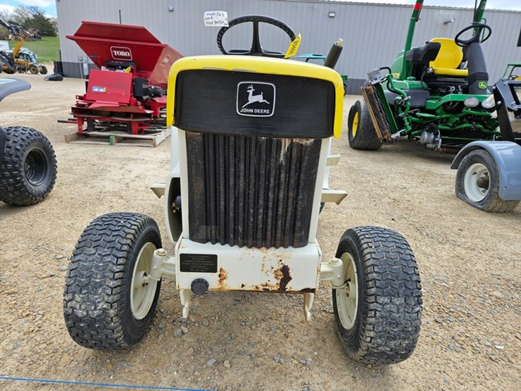john-deere-110-image-9
