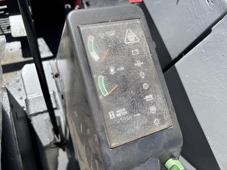 takeuchi-tb025-image-30