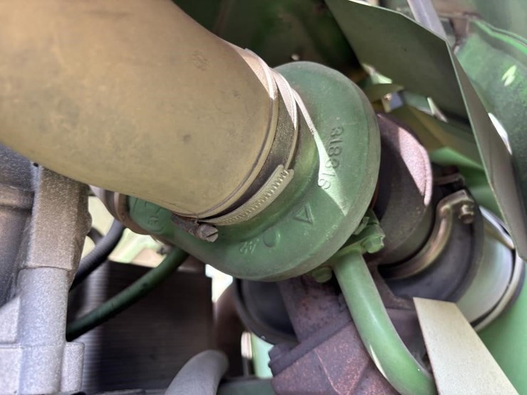 john-deere-6420-image-61