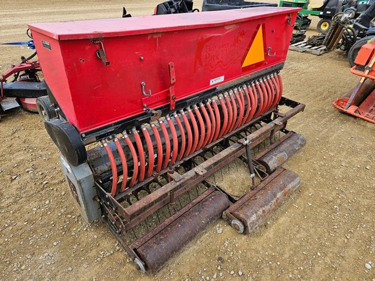 #5067-•-gandy-aera-vator-3pt-spike-seeder-image-3