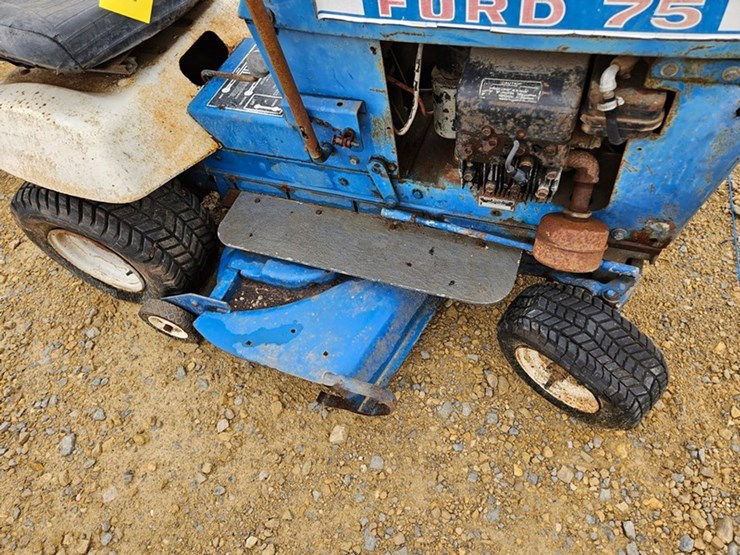 ford-tractor-image-10