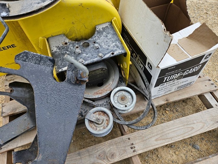 john-deere-44-image-11