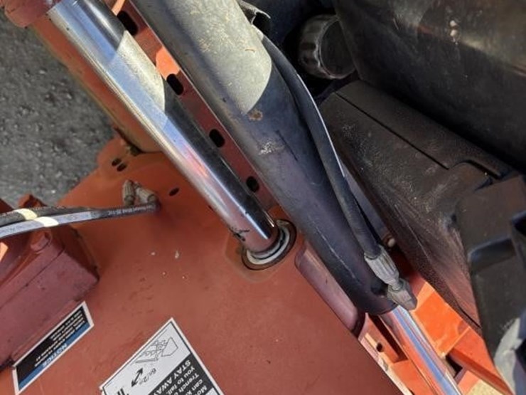 2014-ditch-witch-rt45-image-17