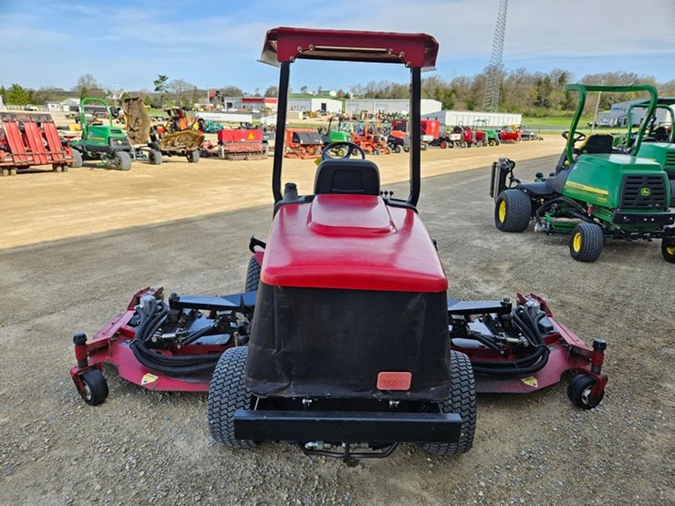 toro-groundsmaster-4000d-image-4