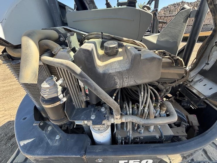 2017-bobcat-e50-image-44