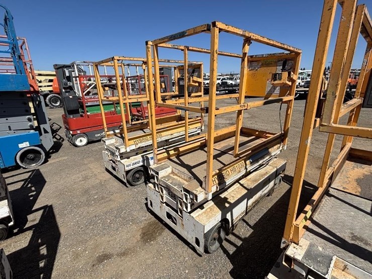 2005-custom-equipment-hb1030-image-3