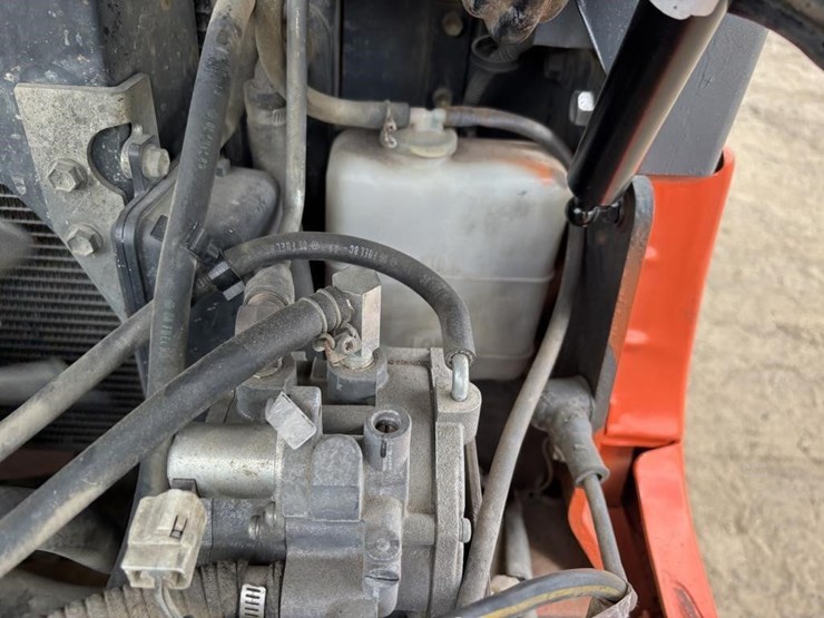 2005-toyota-7fgu30-image-31