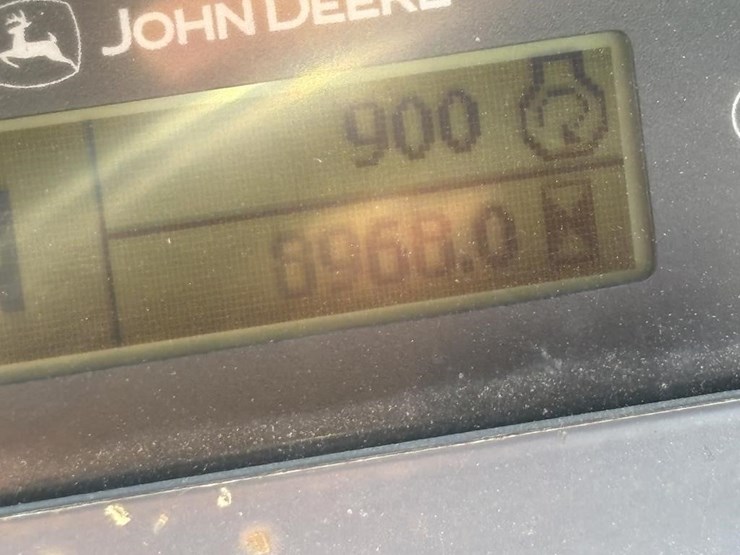 2010-deere-210lj-image-63