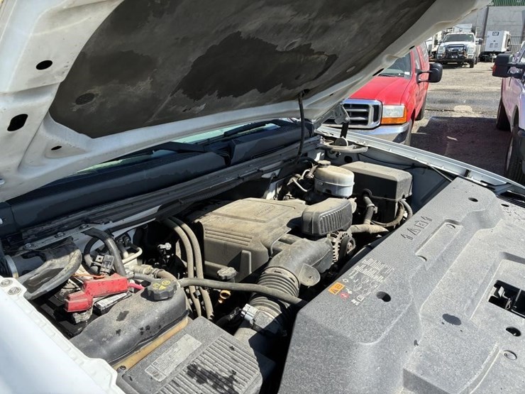 2012-gmc-2500hd-image-9