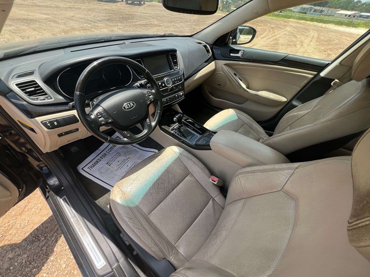 2014-kia-cadenza-4-door-sedan-(155,518-miles)-image-11
