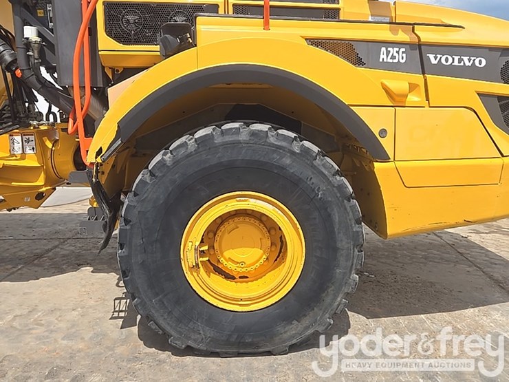 2022-volvo-a25g-image-13