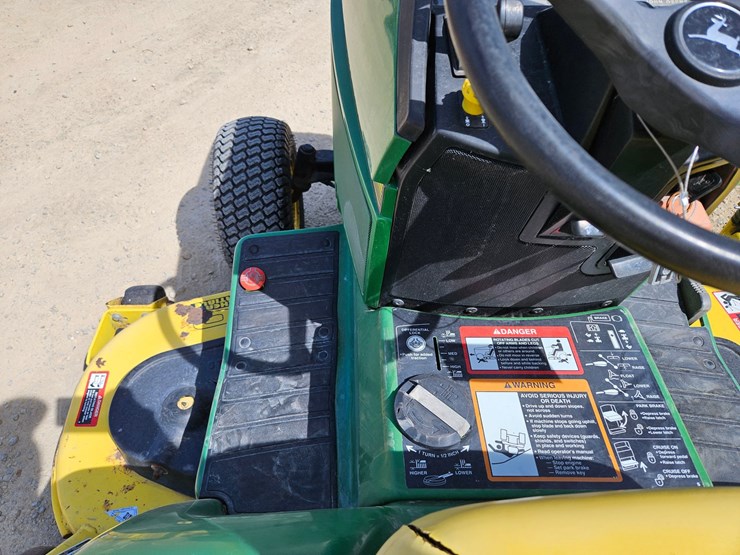 john-deere-425-image-22
