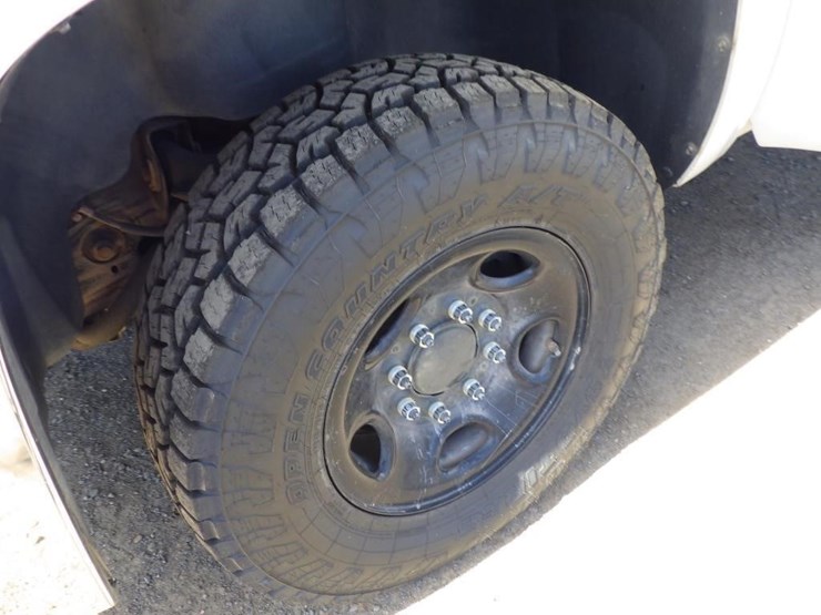 2008-chevrolet-2500hd-image-11