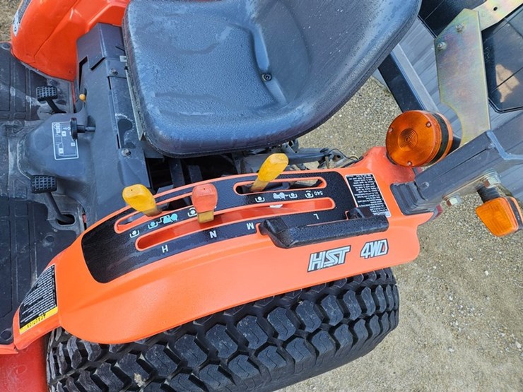 kubota-b7800hst-image-21