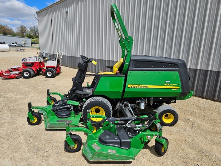 john-deere-1600-turbo-image-2