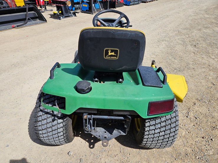 john-deere-425-image-4