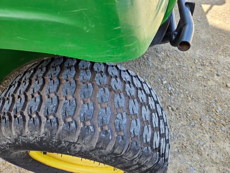 john-deere-gator-image-18