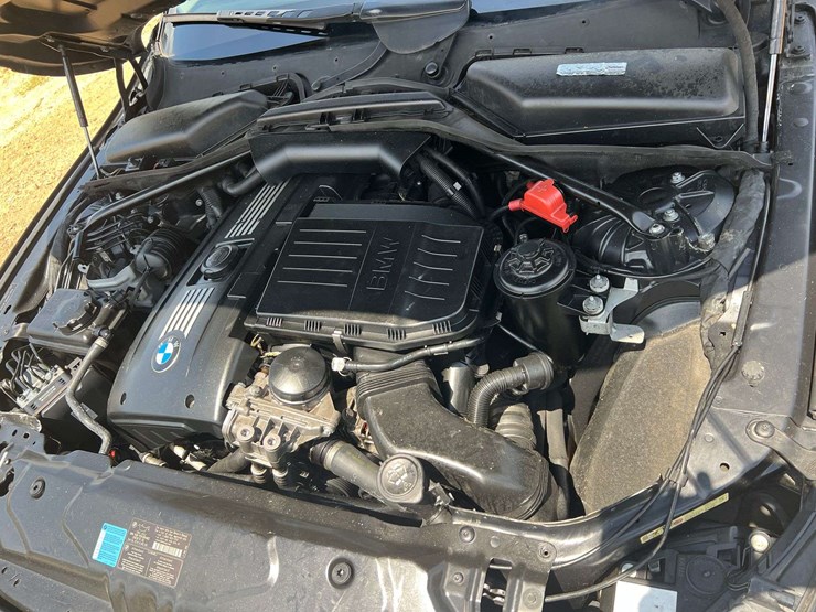 2010-bmw-535i-4-door-sedan-(171,524-miles)-image-8