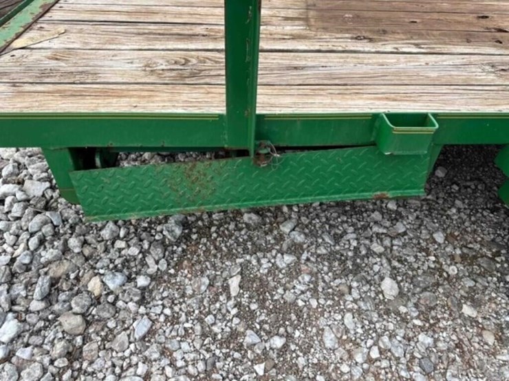 18'-wood-equipment-trailer-image-6
