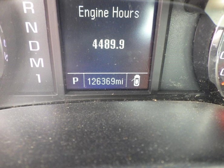 2016-chevrolet-2500-image-14