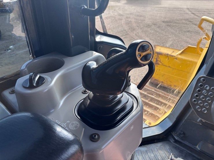 komatsu-d61px-image-15