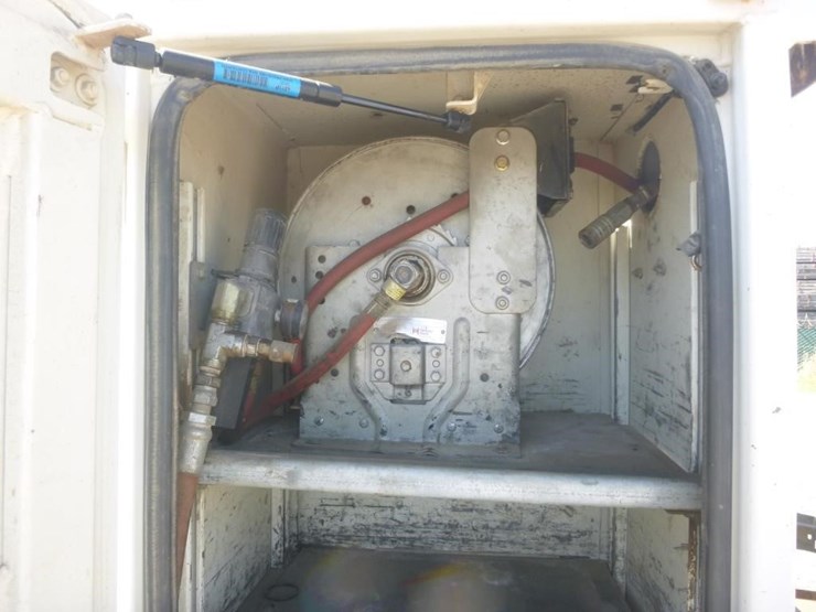 2015-maintainer-10000-image-21