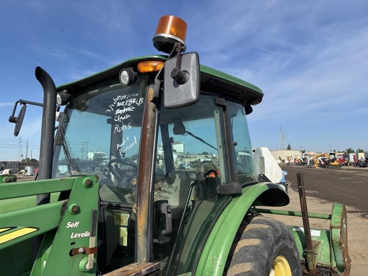 2006-john-deere-5225-image-32