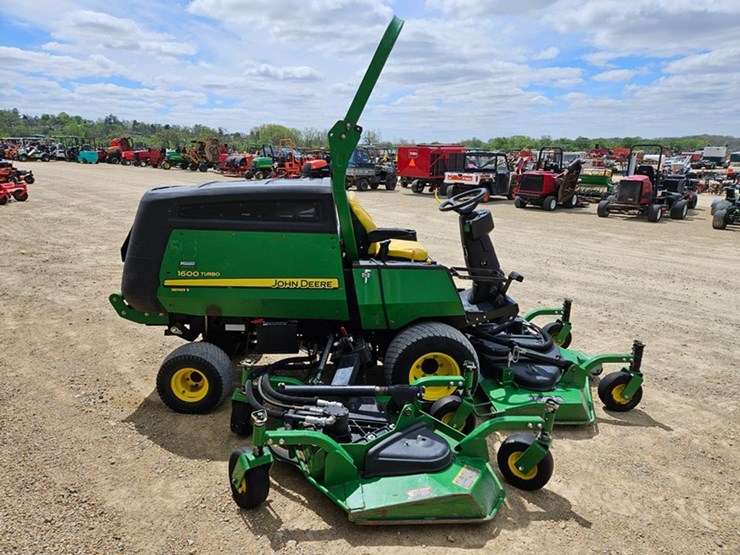 john-deere-1600-turbo-image-6