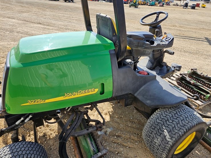 john-deere-3225c-image-20