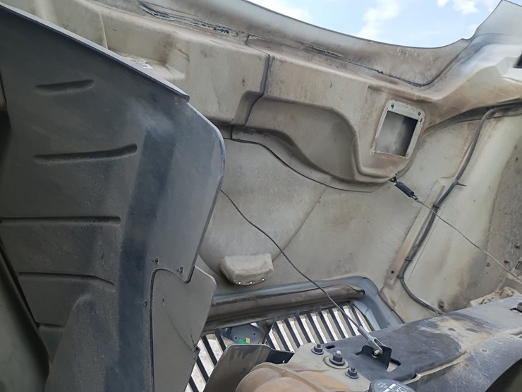 2015-international-durastar-4300-image-26