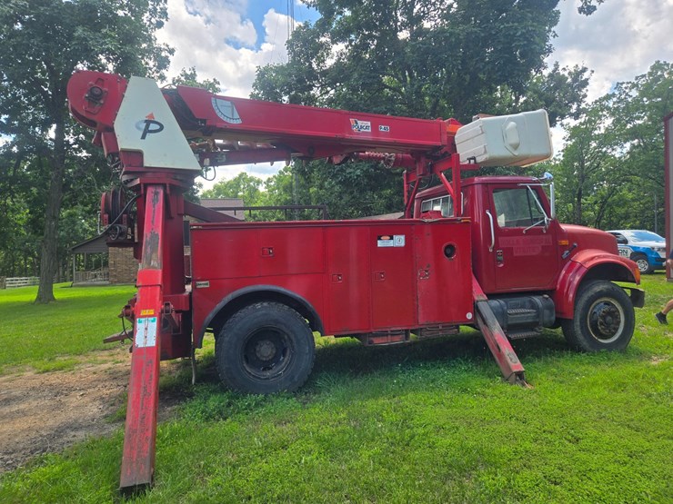 1990-international-4900-image-13
