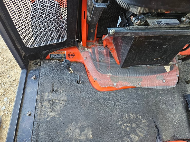 kubota-bx2230-image-37