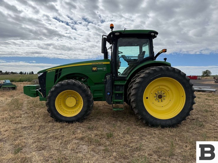 2018-john-deere-8270r-image-3