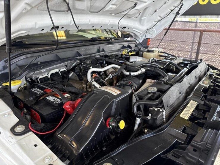 2016-ford-f350-image-17