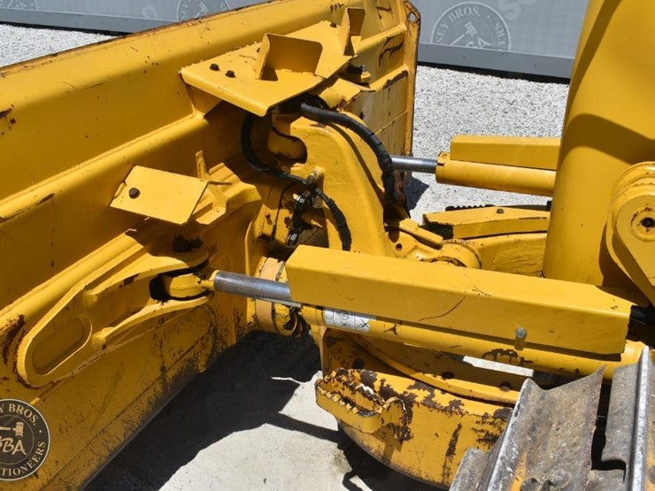 2019-komatsu-d51pxi-24-image-31