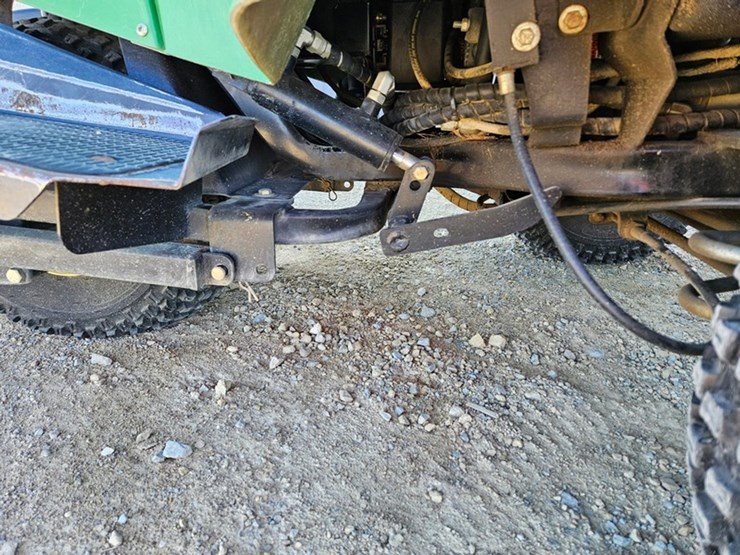 2011-john-deere-1200-image-13