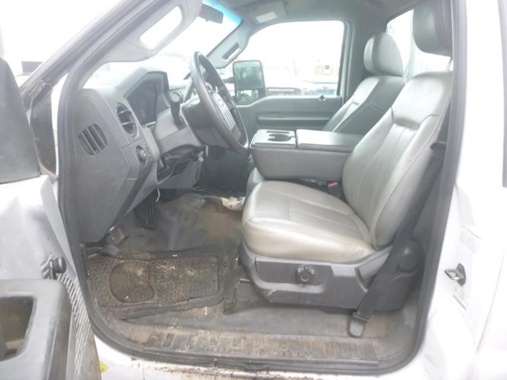 2012-ford-f450-image-10