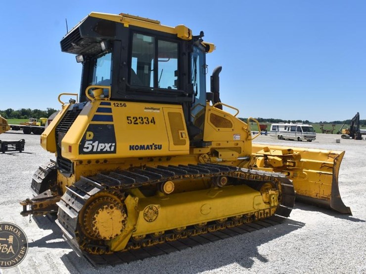 2019-komatsu-d51pxi-24-image-18