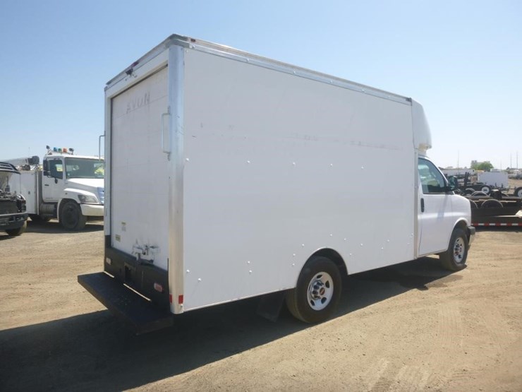2021-gmc-3500-image-3