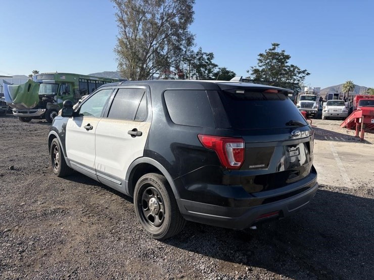 2018-ford-explorer-police-interceptor-image-4