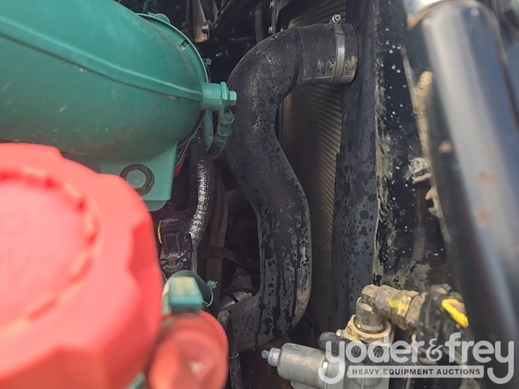 2021-volvo-a25g-image-39